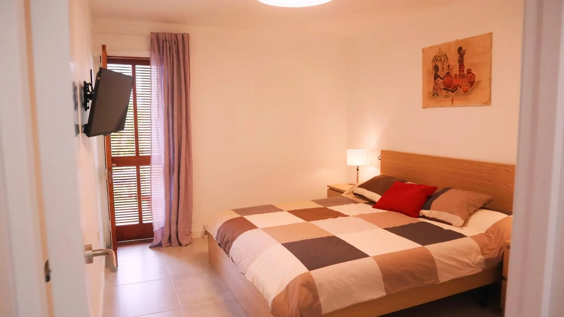 Aida 111 - Apartamento Con Vistas Al Jardin Y Cerca Del Mar San Bartolome de Tirajana  0*, San Bartolome de Tirajana (Gran Canaria) Spain