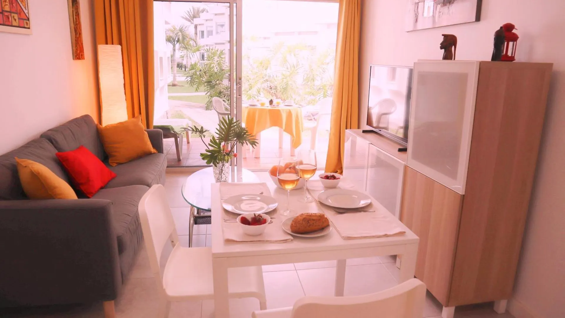 Aida 111 - Apartamento Con Vistas Al Jardin Y Cerca Del Mar San Bartolome de Tirajana